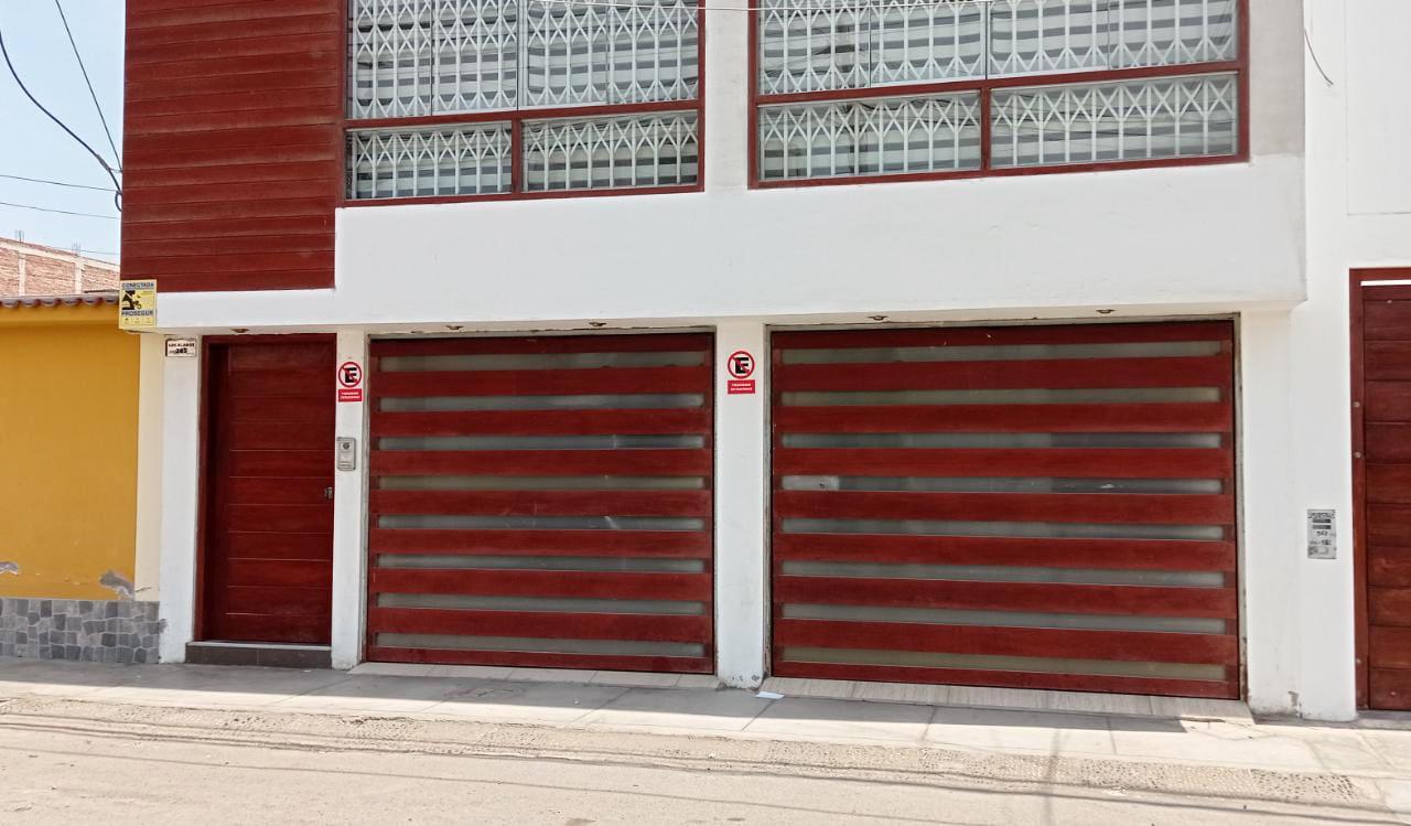 VENTA DE DEPARTAMENTO EN 1° PISO EN URB. SANTA VICTORIA
